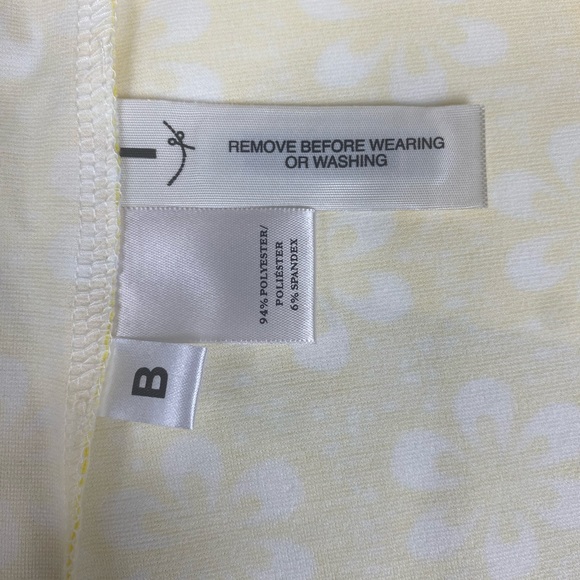 Ann Taylor Upper White Yellow Floral Pattern Body Blouse Size Petite Sma… - Picture 7 of 8